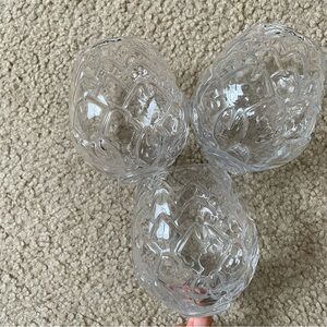 Artichoke shaped glass for wine or smoothie